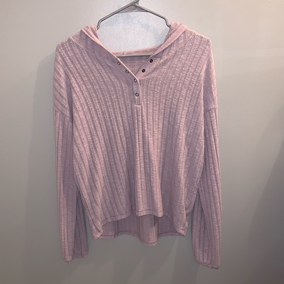 American Eagle Outfitters Tops - Lavender colored top